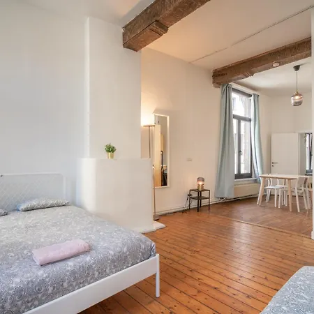 Large Authentic Antwerp Apartments Exterior photo