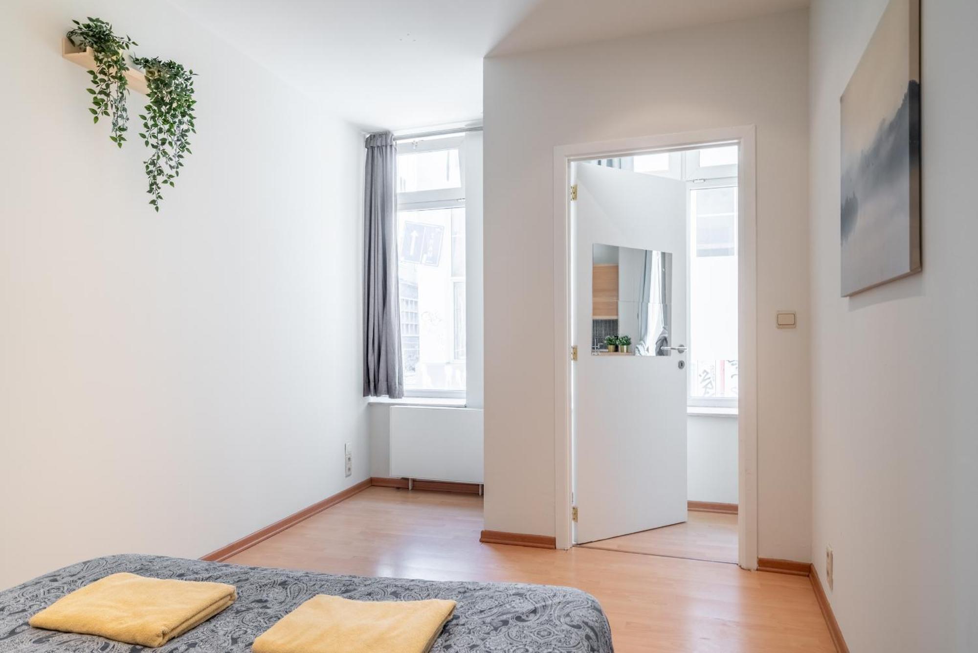 Apartment Large Authentic