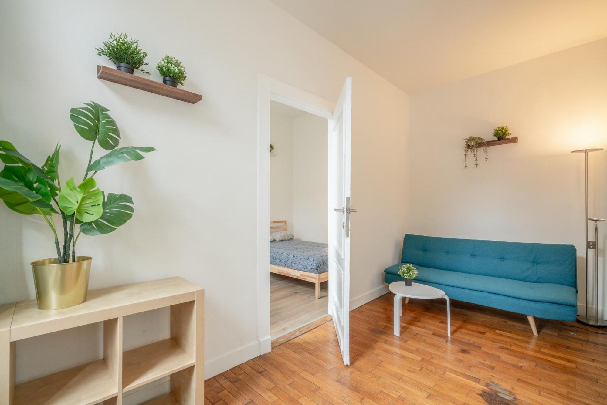 Large Authentic Apartamento *